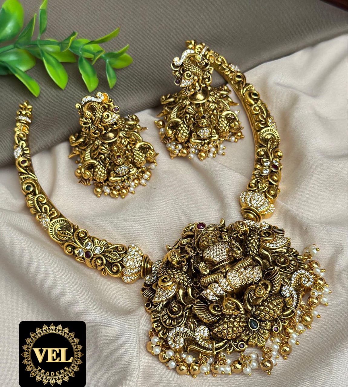 PREMIUM QUALITY LAXMI NECKLACE